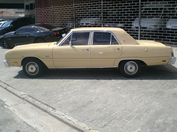 Dodge Le Baron Placa Preta Novíssimo De Tudo Vendido Século 20 Veículos De Coleção